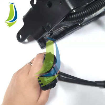 702-16-07022 Pedal Assy For WA380-6 Excavator 7021607022 High Quality