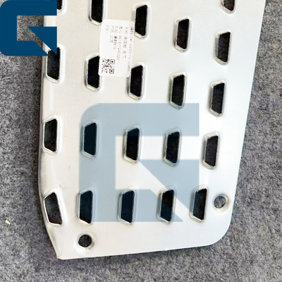 WG1671240224 Wg1671240224 Left Anti Skid Plate Cab Pedal for Truck Parts